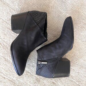 1 State - Black Leather - Small Studded Booties - Y2K - Size 9 / 39